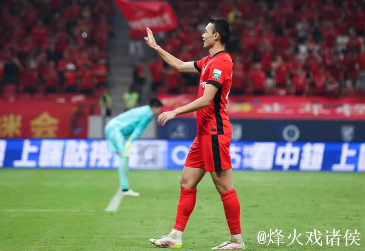 中超-刘若钒双响 上海海港主场击败云南玉昆