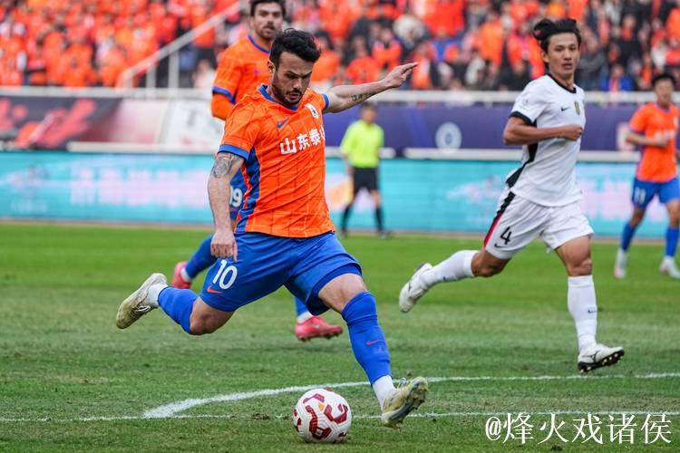 中超-卡扎伊什维利双响炮 山东泰山力克上海海港 中超-卡扎伊什维利双响炮 山东泰山力克上海海港